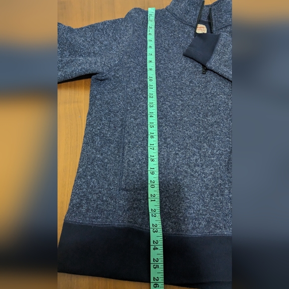 Sale‼️J Crew Size:M Color: Blue ,1/4 Zip. - Picture 5 of 8